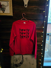 Load image into Gallery viewer, Howdy Trio Crewneck